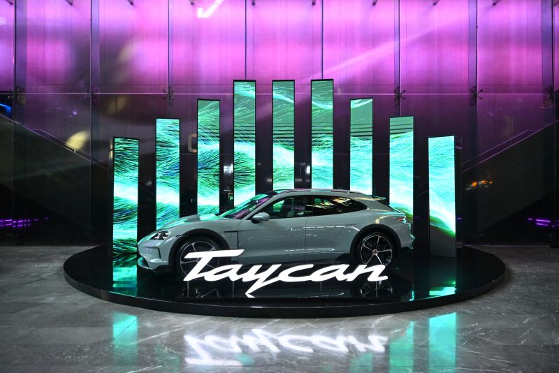Porsche Taycan Tanıtıldı