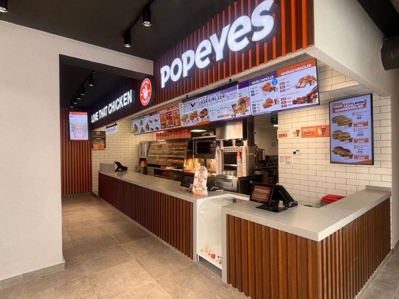 Popeyes®, Bodrum Cevat Şakir Caddesi’nde