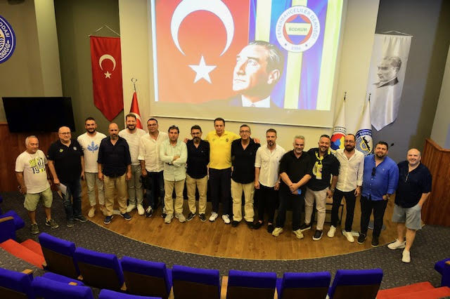 Bodrum Fenerbahçeliler Derneğinde Görev Değişimi