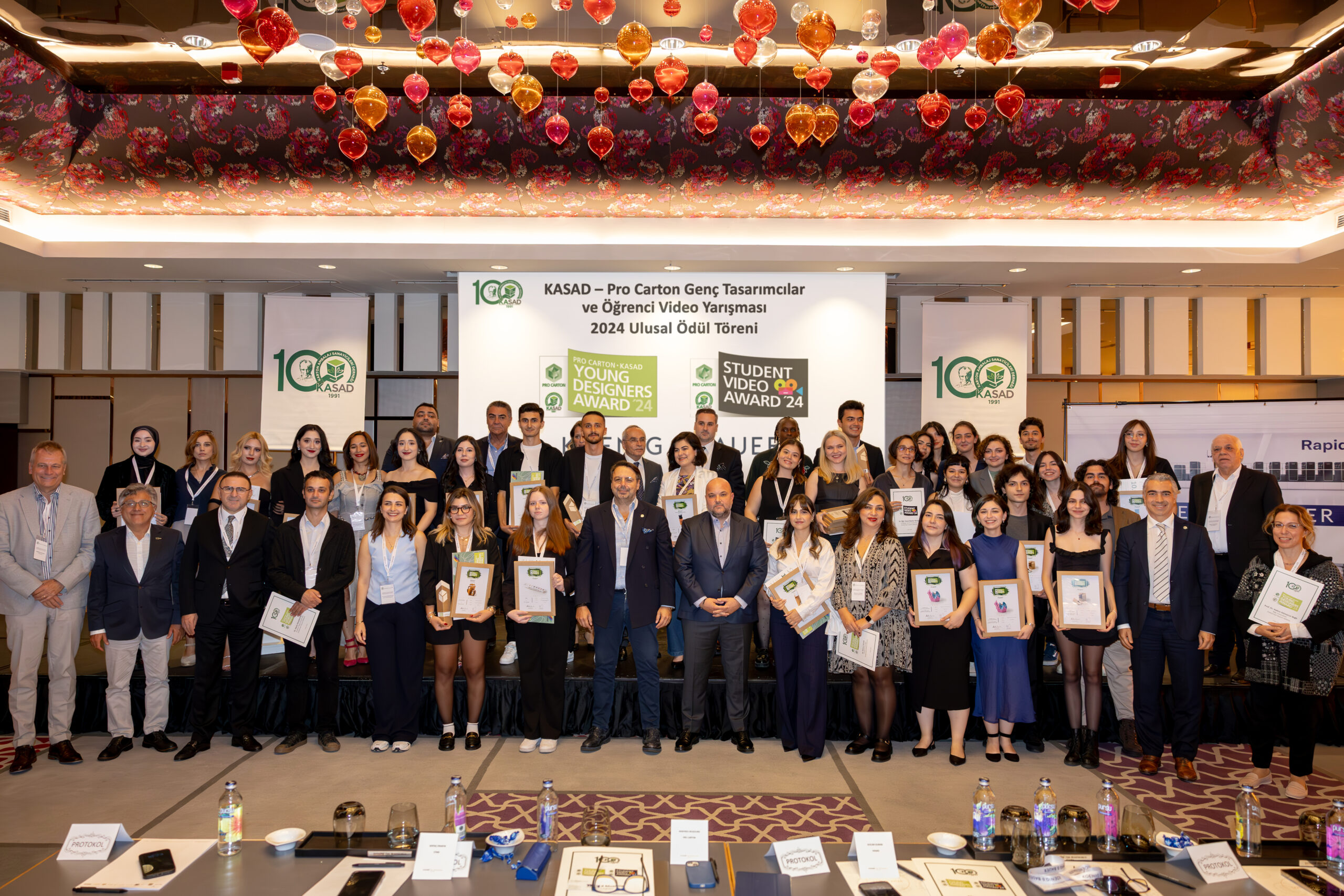 KASAD Genç Tasarımcıları Ödüllendirdi