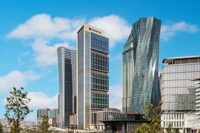 Halkbank ve Dünya Katılım Bankası’ndan Güçlü İş Birliği