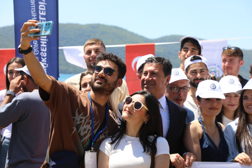 Başkan Aras’tan 19 Mayıs Mesajı