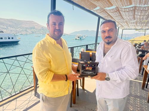 Ali Ballı ve Eren Ayhan Türkiye Haber Kameramanları Derneği tarafından ödüllendirildi