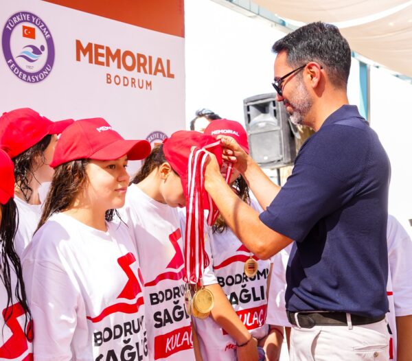 Memorial ve Yüzme Federasyonu Bodrum’da Sağlığa Kulaç Attı