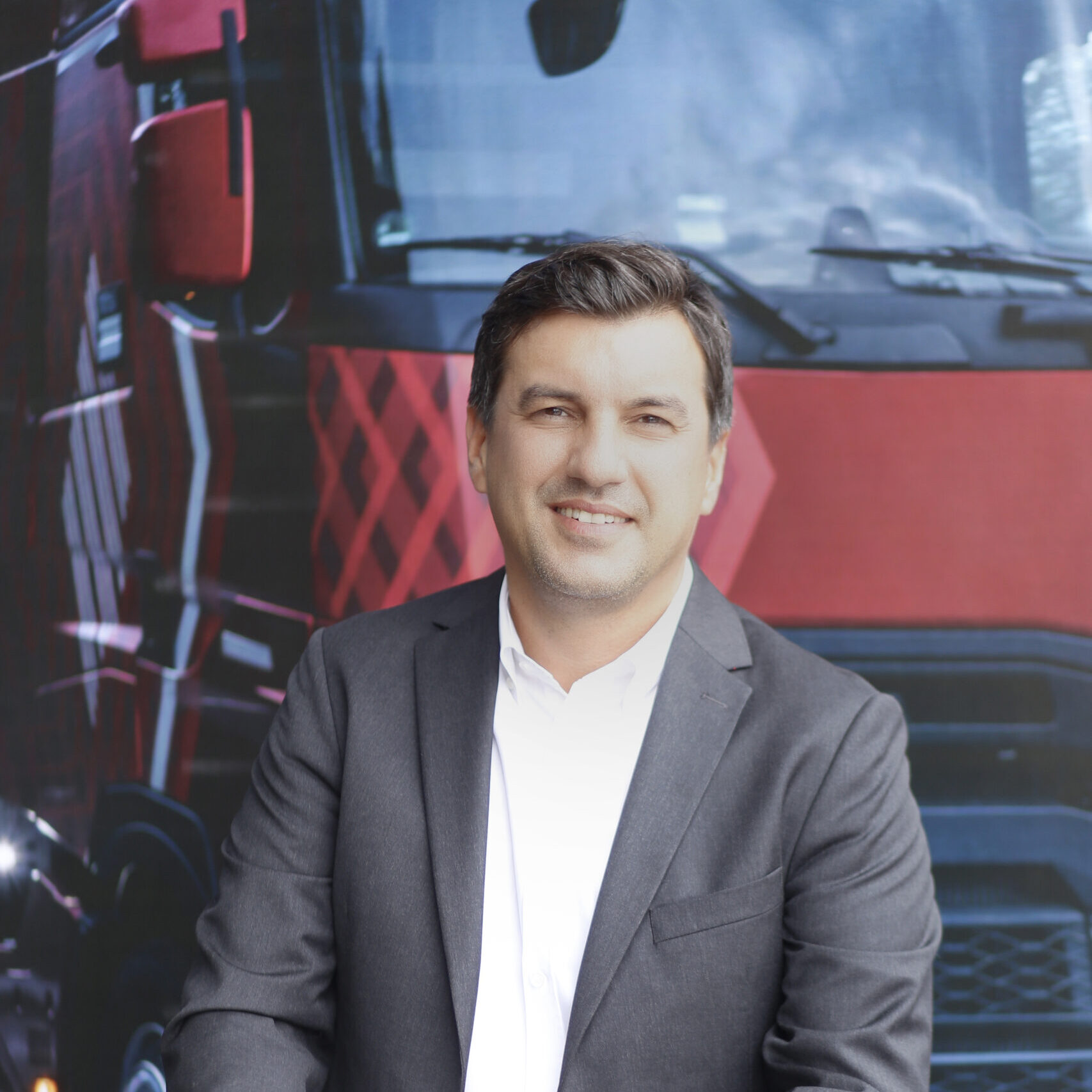 Renault Trucks Türkiye’den Global Arenaya: Özgür Fırat’a Uluslararası Görev