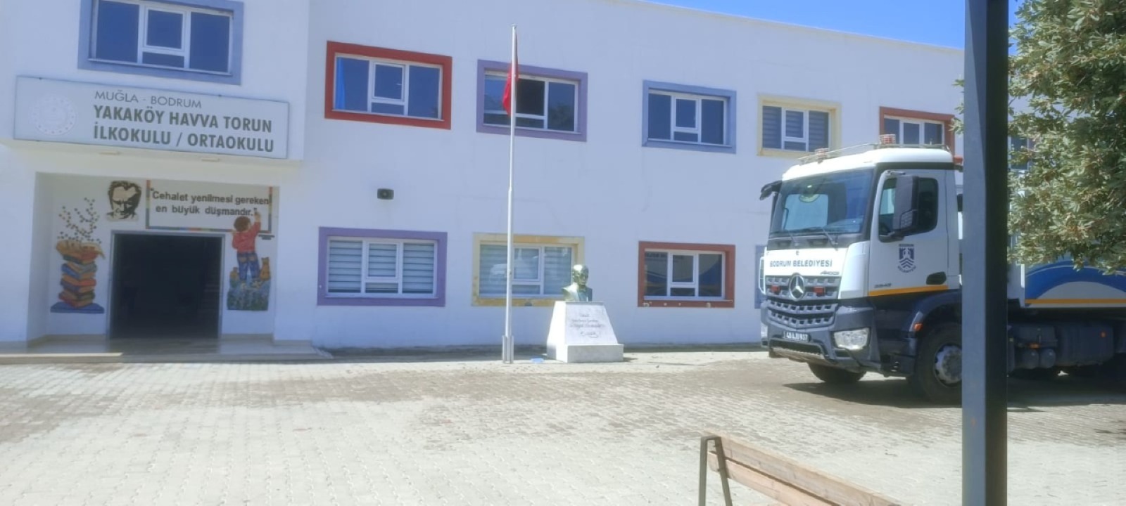 Bodrum Belediyesi Okullara Destek Vermeye Devam Ediyor