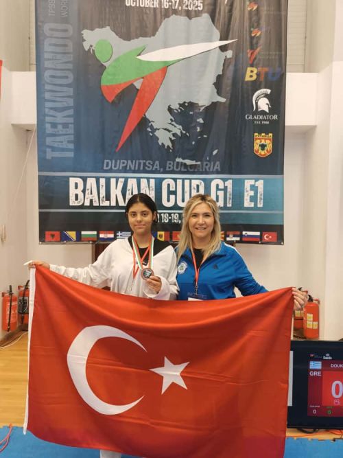 Büyükşehir Sporcusu’ndan Balkan Taekwondo Cup’ta Bronz Madalya