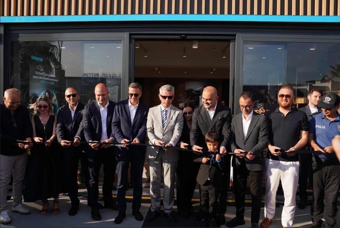 Siemens Ev Aletleri’nin Yeni Konsept Mağazası Bodrum’da Kapılarını Açtı